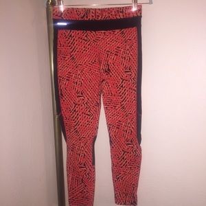 NWOT LOLE Eden Leggings Ruby Folliage Mid-R Mesh S